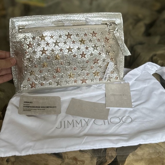 ‼️RARE‼️🎸💯 AUTH. JIMMY CHOO🎸🔥NWT🔥Coralie Star Embellished Metallic Leath. Clutch